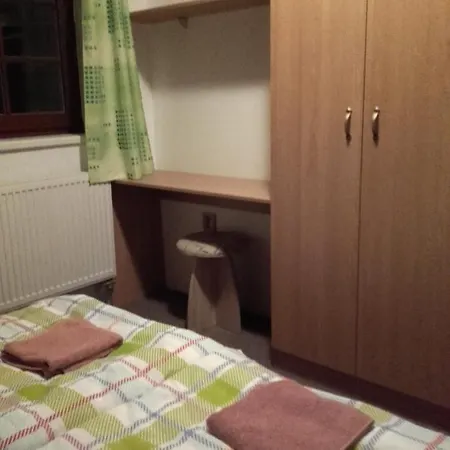 Devicky Πανσιόν